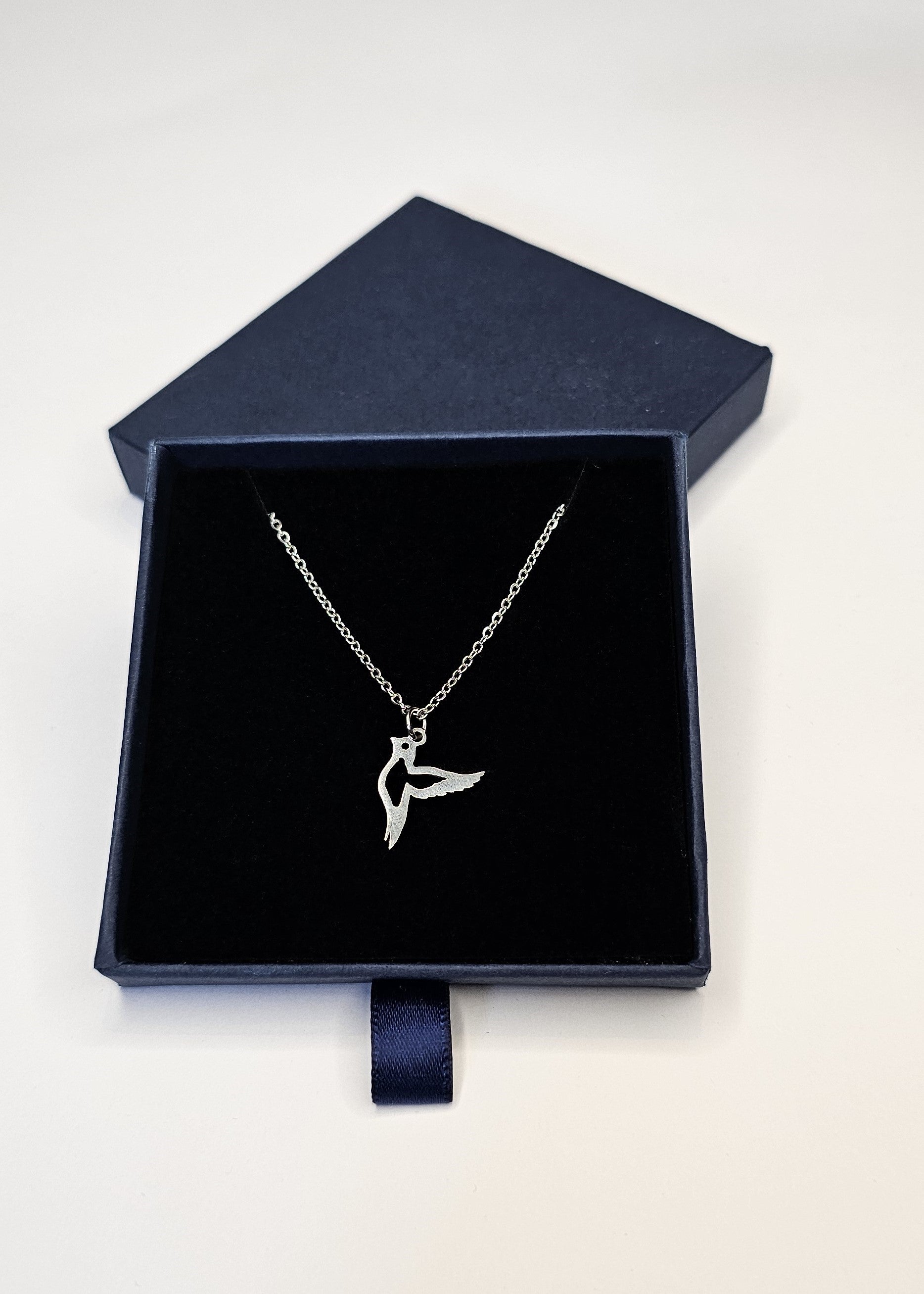 Bird Pendant Necklace